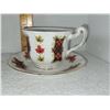 Image 2 : ROYAL ADDERLEY MAPLE LEAF TARTAN TEACUP AND SAUCER SET