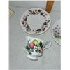 Image 4 : LOT OF 2 MIX N MATCH TEACUP AND SAUCER (ONE MATCHES)