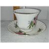 Image 2 : ROYAL ALBERT PRAIRIE ROSE TEACUP AND SAUCER SET