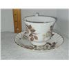 Image 3 : ROYAL ALBERT CREAM COLOURED ROSES TEACUP AND SAUCER SET
