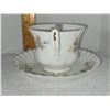 Image 5 : ROYAL ALBERT MOSS ROSE TEACUP AND SAUCER SET