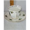 Image 3 : QUEEN ELIZABETH II 1978 IITH COMMONWEALTH GAMES CUP AND SAUCER SET