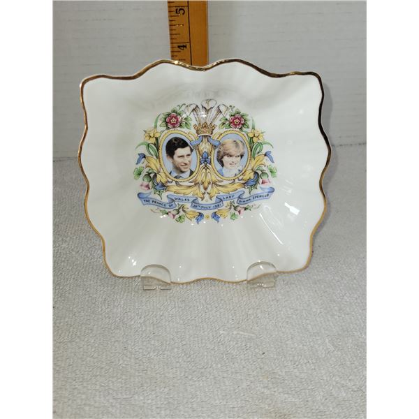 PRINCE CHARLES & LADY DIANNA SPENCER SQUARE CANDY DISH