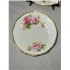 Image 3 : ROYAL ALBERT AMERICAN BEAUTY LOT OF 2 CEREAL BOWLS