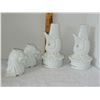 Image 2 : LOT OF ASIAN VASES AND DECOR (PORCELAIN)