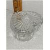 Image 2 : HEART SHAPED LIDDED RING HODLER