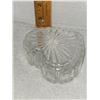 Image 3 : HEART SHAPED LIDDED RING HODLER