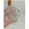 Image 9 : LIDDED & FOOTED CRYSTAL CANDY DISH