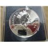 Image 2 : 1996 PROOF CASED MCINTOSH CANADA SILVER DOLLAR