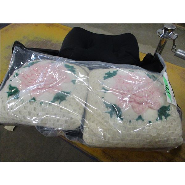 BOX C/W 2 THROW CUSHIONS & 1 PILLOW