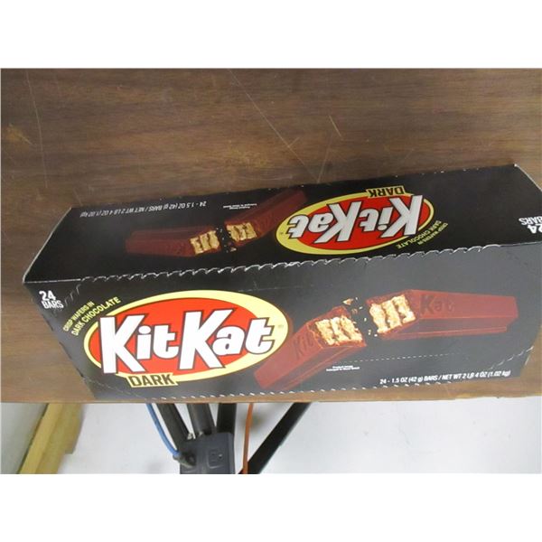 DARK CHOCOLATE KIT KAT BARS (24 X 1.5 OZ) - PER BOX