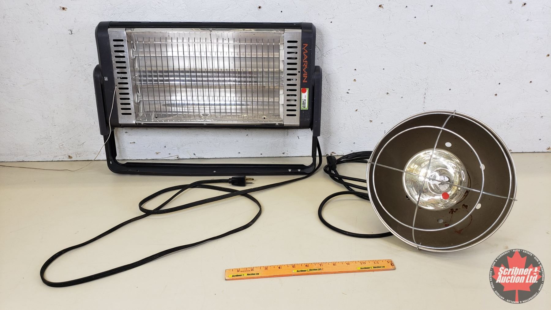 Marvin Electric Wall Mount Heater & Infrared Brooder Lamp (SEE PICS!)