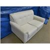 Image 3 : Beige loveseat