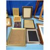 Image 3 : Box of assorted picture frames