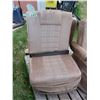 Image 2 : Lot of two seats from 1990 dodge camper van 2500 series