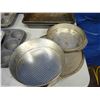 Image 4 : Roaster , muffin tins, bread pans etc