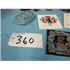 Image 8 : Lot with assorted ceramic tiles with painted scenes, small ornaments etc