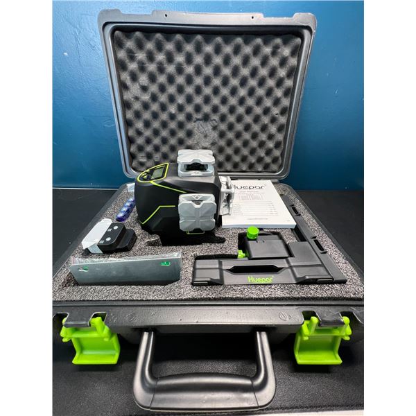 Lot of 1 Huepar Laser Level Kit Model S03CG