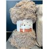Image 2 : Lot of 2 Shaggy/Soft Fuzzy Pet Throw Blankets - Size L - 40 x 47 inch