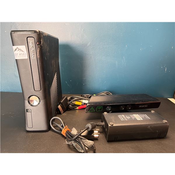 Lot of 1 Xbox 360 Console w/ Kinect - Used