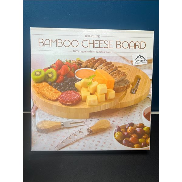 Lot of 1 Bamboo Cheese/Charcuterie Servng Board