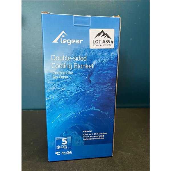 Lot of 1 Elegear Double-Sided Cooling Blanket