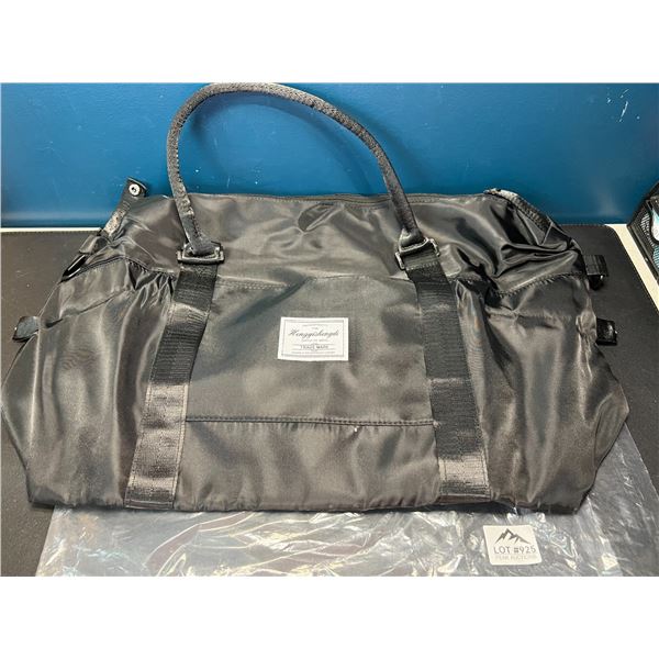 Lot of 1 Large Weekender/Travel Bag - Black