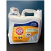 Image 1 : Lot of 1 Giant Bottle of Arm&Hammer Sensitive Laundry Detergent - 6.21L (154 Loads)