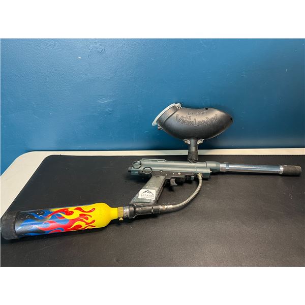 Lot of 1 Paintball Gun w/ C02 Cannister - Used