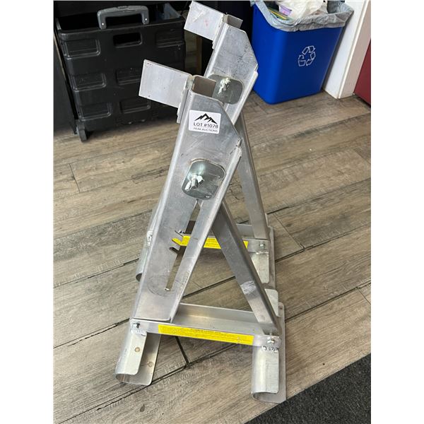 Lot of 2 Aluminum Ladder Jacks Used
