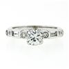 Image 4 : Vintage 18k White Gold 1.27 ctw Round & Baguette Diamond Solitaire Engagement Ri