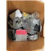 Image 5 : Box of 50 New Welded Device Boxes, Box of 25 New Octagon Boxes, Assorted