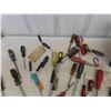 Image 4 : Assorted Screwdrivers with Tool Box