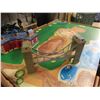 Image 8 : Large Collection of Thomas the Tank Engine Tracks, Trains, Buildings, Table - 