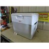 Image 2 : Koolatron 12V Portable Cooler 15" x 20" x 20" 