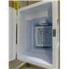Image 3 : Koolatron 12V Portable Cooler 15" x 20" x 20" 