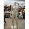 Image 3 : 65" Female Mannequin with Metal Base + Adjustable Arms