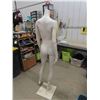 Image 6 : 65" Female Mannequin with Metal Base + Adjustable Arms