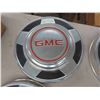 Image 2 : Set of 4 GMC Hub Caps for 67-72 Pick Up Truck 10" 