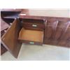 Image 5 : 4pcs 1970's Mid Century Modern Solid Bedroom Set ; Long Dresser 20" x 31" x 80" ,