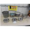 Image 1 : Galvanized Pails + Aluminum Cake Molds