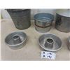 Image 3 : Galvanized Pails + Aluminum Cake Molds