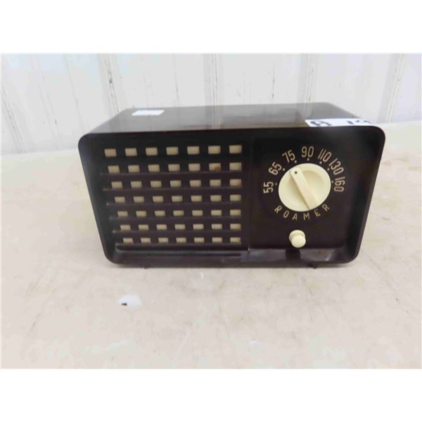 Roamer Model 50-38 Bakelite Radio