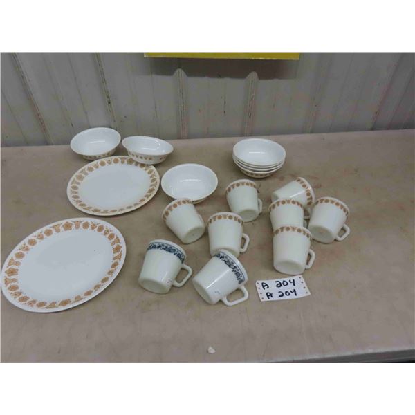 18 Pyrex Dishes ; Plates, Bowls, Cups