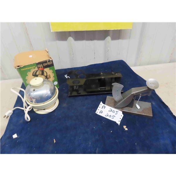 2 Egg Scales ; Clipper + Unique, Hankscraft Egg Cooker with Box - Good on Side 