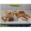 Image 1 : 7 Wooden Cigar Boxes ; Schultz Mfg., Cigarette Roller, Player Box Opener