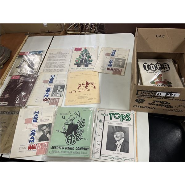 23 Old Magazines ; Tops 1969, GenII 1950's, Abbotts Magic Company 1970, plus others