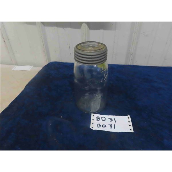 Really Nice Beaver 1 Quart Sealer - Antique