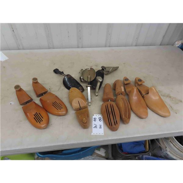 Shoe / Boot Stretchers