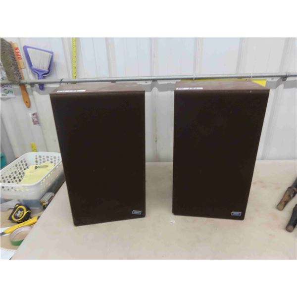 Set of 2 Hitachi Speakers